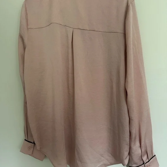 BCBGeneration rose smoke Blush Button-Down pajama top with Black Accents - Picture 12 of 12